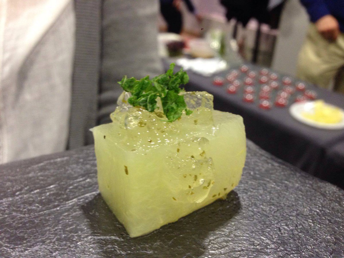 augasdemar's tweet photo. El resultado de otro Taller de Cocina Molecular con nuestra #aguademar y más productos gallegos, por @STUDYINFOOD https://t.co/MHUpVY2v5n