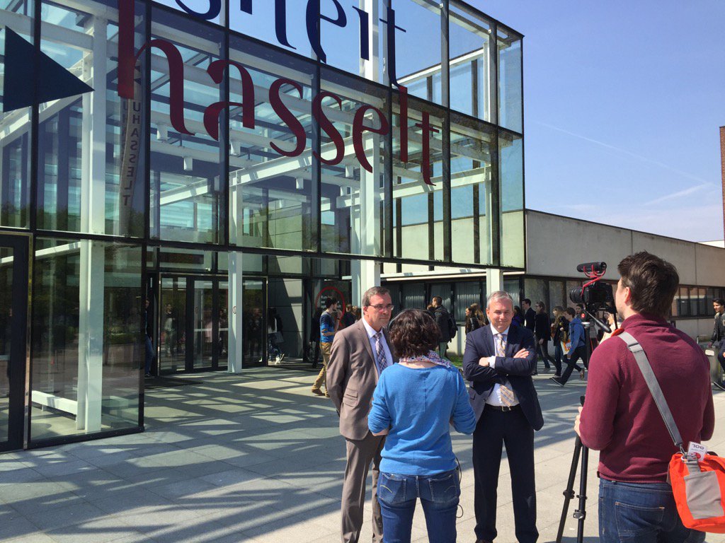 dekoeke's tweet photo. Twee rectorkandidaten #uhasselt geven eerste interviews na bekendmaking resultaat #lucdeschepper #vierdetermijn https://t.co/RZpQ8QE642