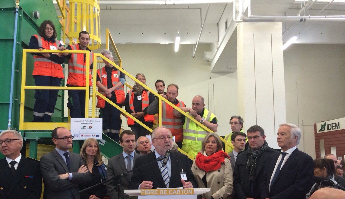 frebsamen's tweet photo. Inauguration de l'usine d'insertion du groupe ID'EES, en présence d'@EmmanuelMacron : pour une économie solidaire. https://t.co/9GdPHQ2W3M