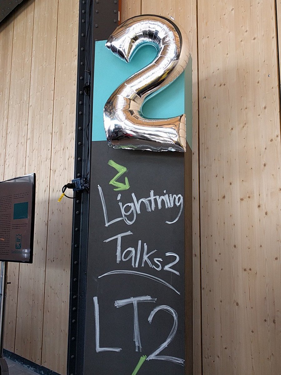Non_Profit_Camp's tweet photo. Gleich im Lightning Talk 2 auf der #rpTEN #networkingarea unsere @_Aachener Freundinnen von @fadikocht syrisch. https://t.co/lZCIWx8v1p