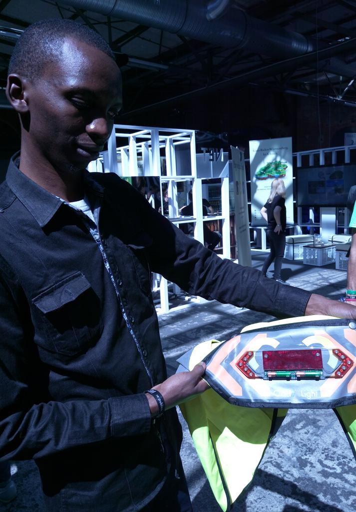 icealexHub's tweet photo. Meet Michael who have done a motor bike safety vest #CladLight. #GIGmakerspace #rpTEN #gig16 @GIG_rpTEN https://t.co/TO8L9hN432