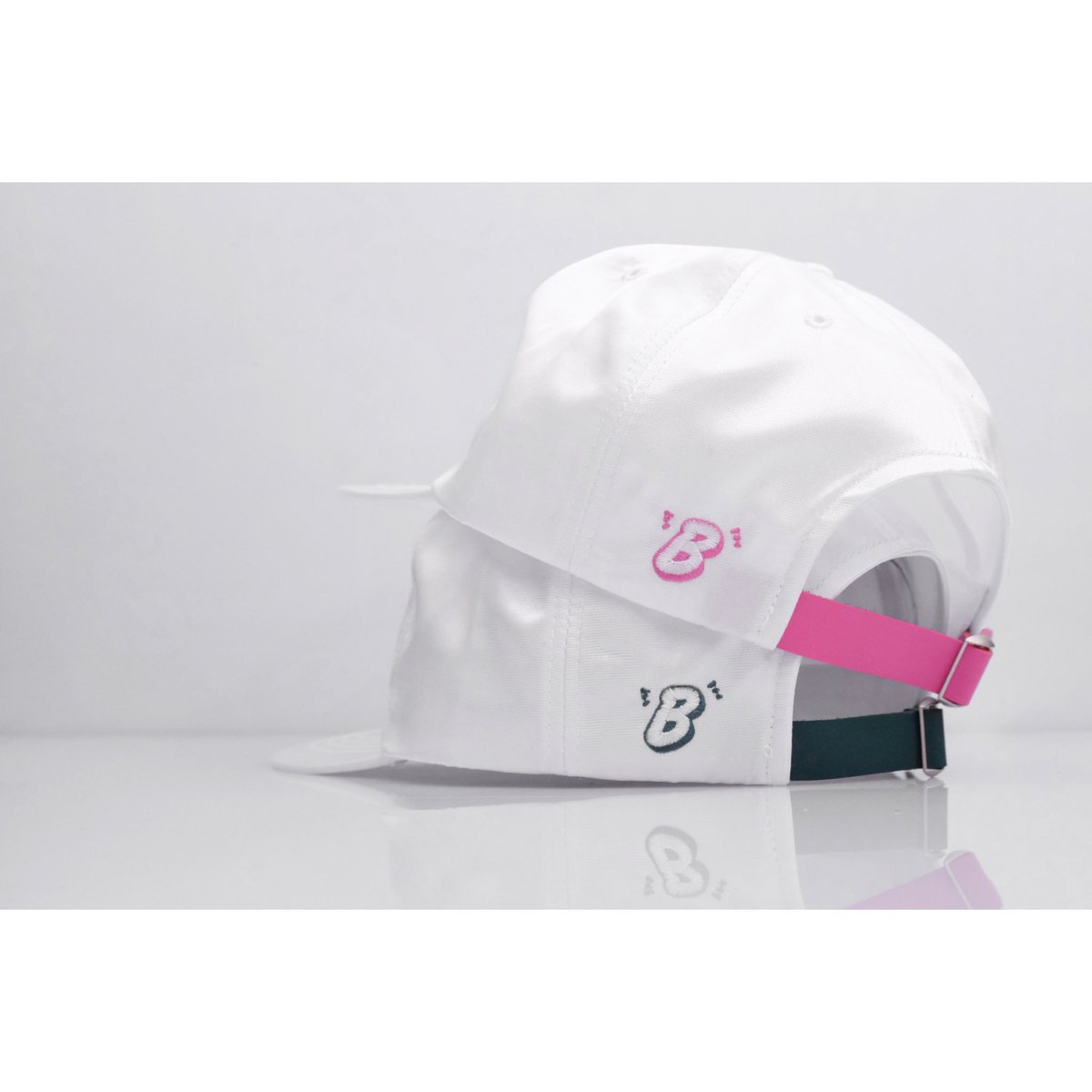 bowller_Design's tweet photo. satin leather back #satin #leather #logob #b #cap #hat #보울러 #스냅백 #모자 #핑크 #pink #brand #new #brandnew https://t.co/h8EyMkGP2a