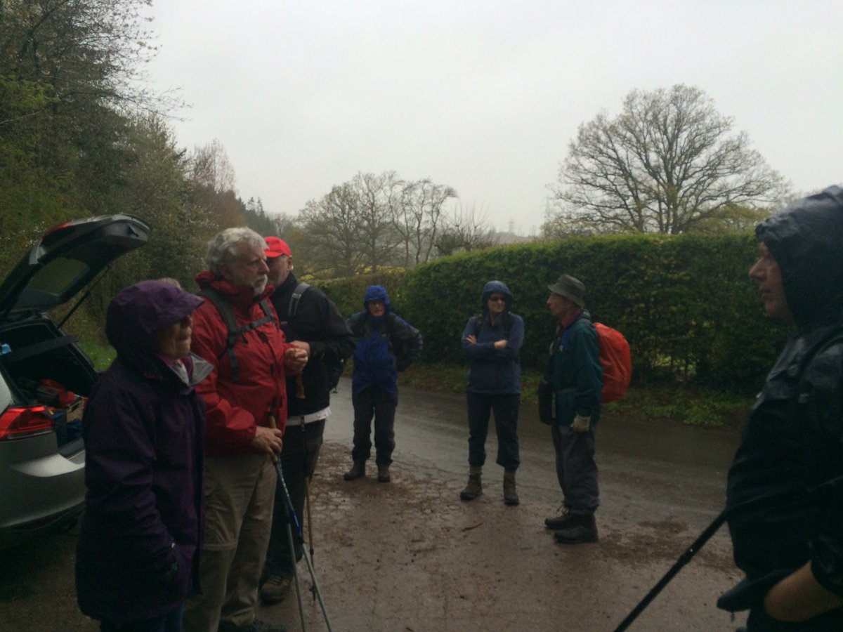 leksi_p's tweet photo. The rain's joined us for the lunch stop #threechoirsway https://t.co/Jlz0W9yWTY