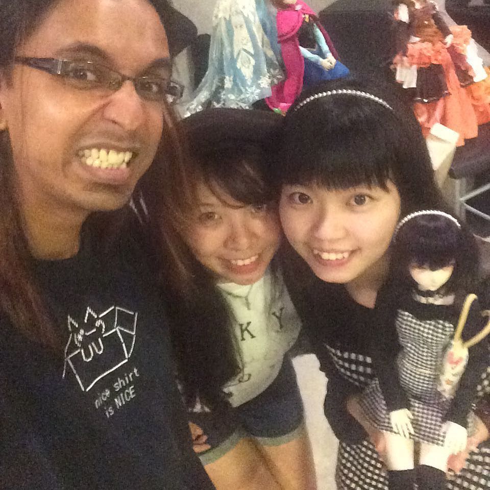 shaunclopez's tweet photo. Popped into #dollfest yesterday and I bumped into @ryukku_k long time no see leh~~~ https://t.co/P58BggIQMu https://t.co/ClqsKPJBnm