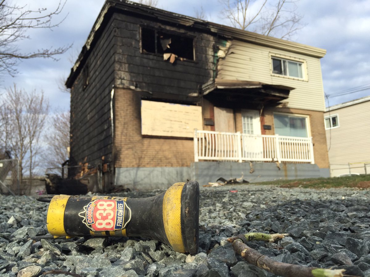 JSadiCBC's tweet image. An investigation is underway after a fire on Regent Drive burned three homes in Dartmouth Sunday. #cbcns