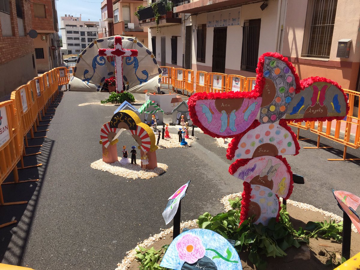 ElCompromis's tweet image. Creus de maig 2016!!!!