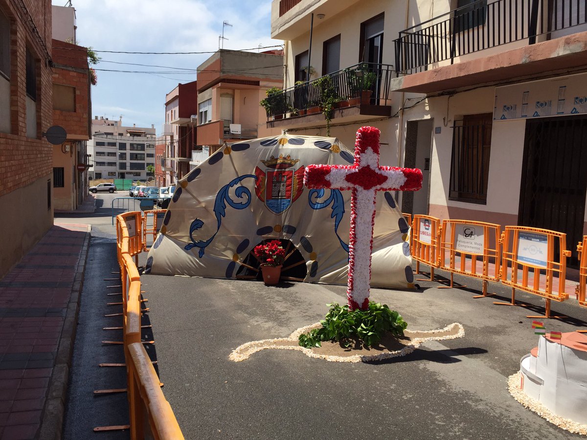 ElCompromis's tweet image. Creus de maig 2016!!!!