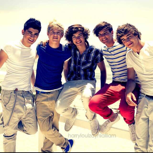 tammybrown0128's tweet photo. #HomeIsWhere1DIs Watch WMYB lets get it to one billion #WMYBDay https://t.co/7pCuhpTUn5