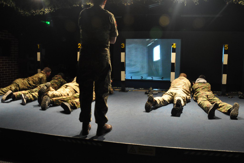 The_Black_Rats's tweet image. 1st of #ArmyChallenge crs #Huddersfield Pakistani Community Alliance &amp;amp; @TheQOY1 @YORKS_REGT bit.ly/1TfkL2Q