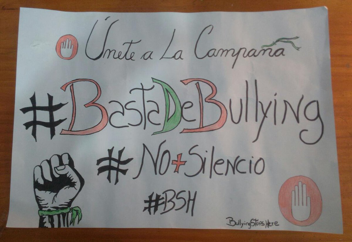 HereBullying's tweet photo. Durante esta semana,podéis subir fotos con una pulsera verde, con los hashtags #BastaDeBullyingBSH #NoMasSilencioBSH https://t.co/gWbDqroHM3