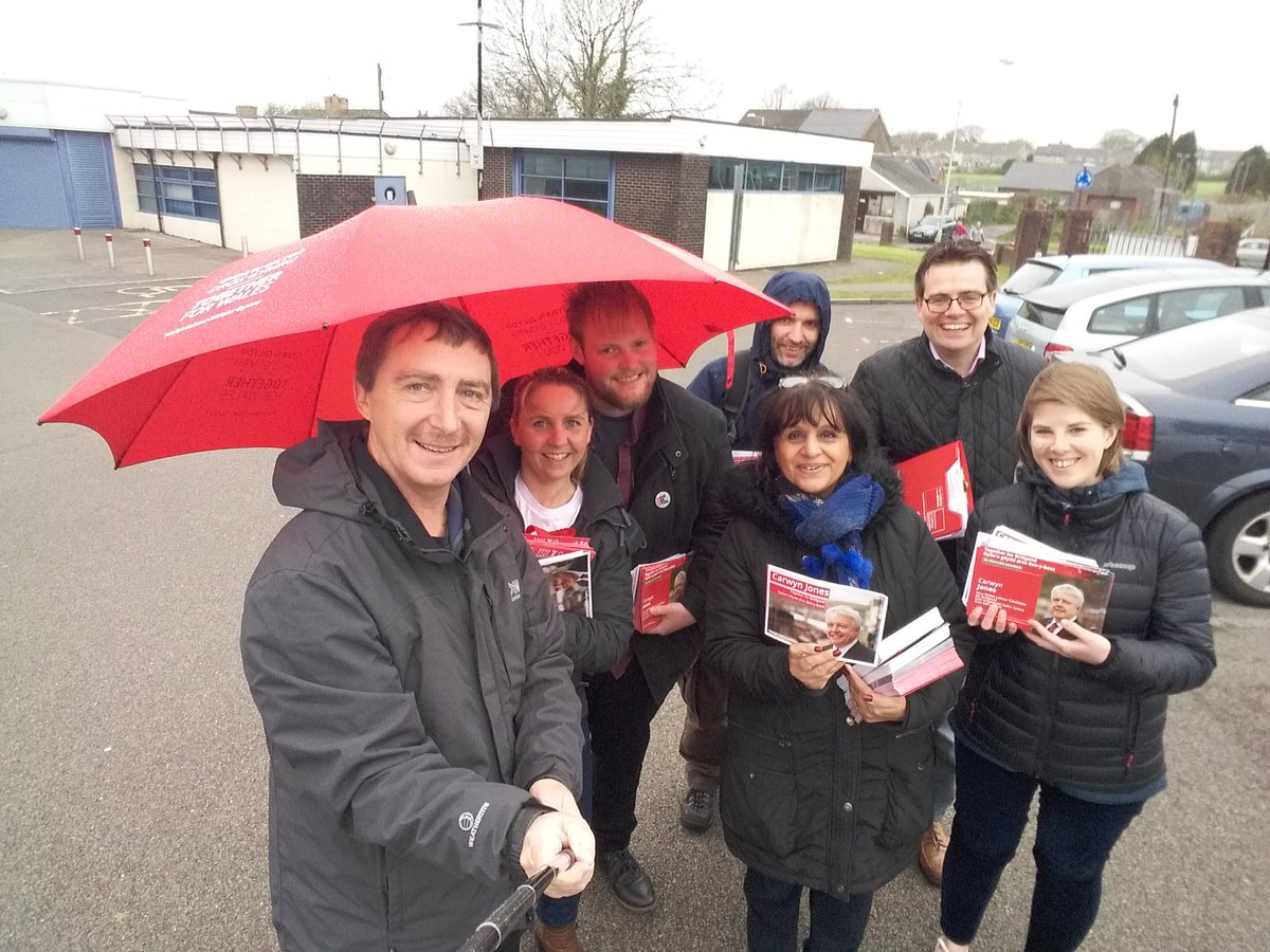 John Spanswick (@johnspans) on Twitter photo Labour campaign team in Pyle @MrMattvR <a href="/MadeleineMoon/">Madeleine Moon</a> <a href="/Davidsage18/">David sage</a> <a href="/carwyn4bridgend/">Bridgend</a> <a href="/DoorstepLabour/">#LabourDoorstep</a> @welshlabour Labour campaign team in Pyle @MrMattvR <a href="/MadeleineMoon/">Madeleine Moon</a> <a href="/Davidsage18/">David sage</a> <a href="/carwyn4bridgend/">Bridgend</a> <a href="/DoorstepLabour/">#LabourDoorstep</a> @welshlabour
