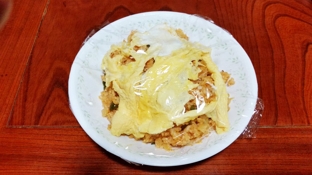 たがちゃん松 御伽ねこむちゃん Otoginekomu に会いたくて 昨日今日めいどりーみんに行って おすすめのオムライスをいただきました で 実家にきたら オムライスが とりあえず 一松描いてみました ᵕᴗᵕ