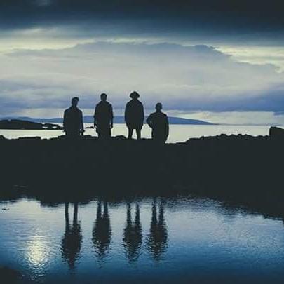 7DaysinAlaska's tweet photo. //U guys want us to do livestreams?//
#heygirl #7daysinalaska #livestream #Norway #NorthernIreland https://t.co/WIfcME890X