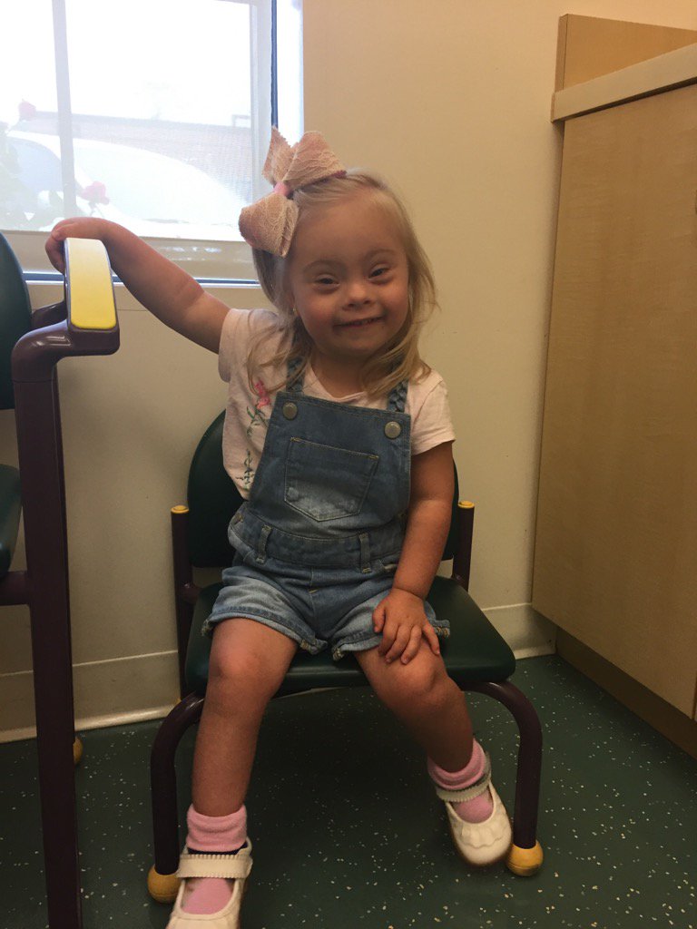 TarynLyles's tweet photo. #toughgirl #eightvialsofblood #notonetear https://t.co/xIjaaXcH1Z