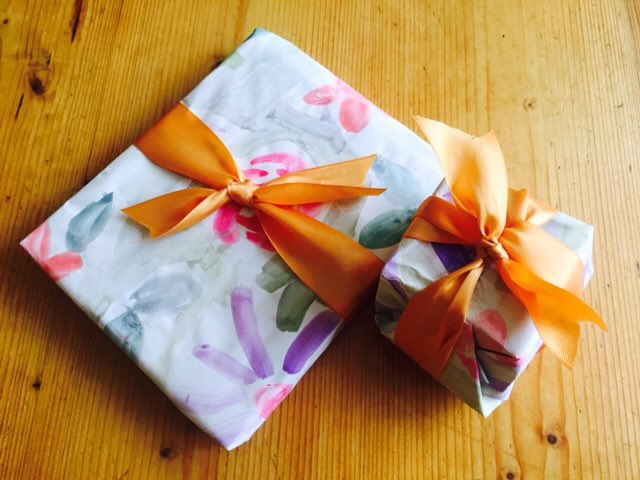 natureschools's tweet photo. Homemade wrapping paper inspired by #Spring flowers #primaryart https://t.co/mcWlblsaAi