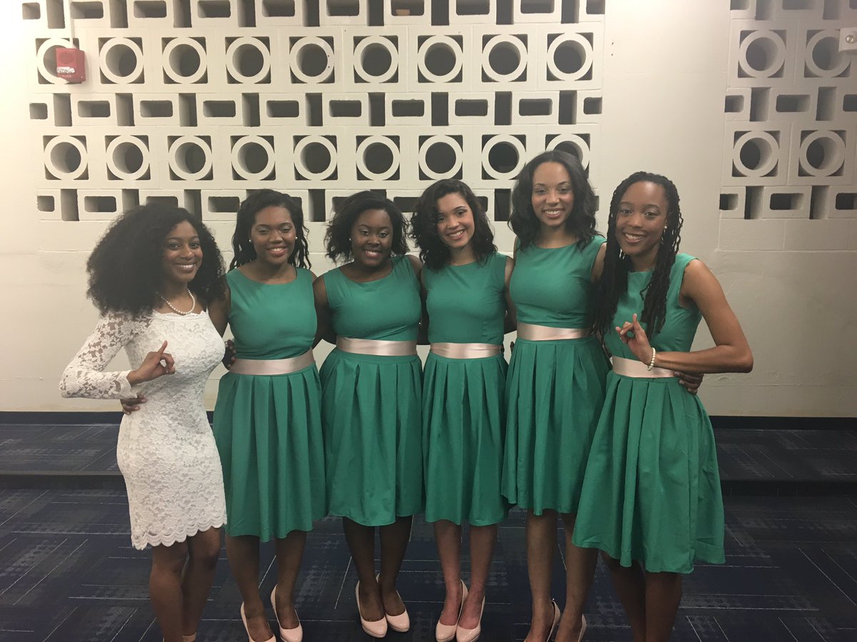 DeltaChapterAKA's tweet photo. SS. eminent was lit on Saturday! Congrats ladies https://t.co/ZemO1IYokF