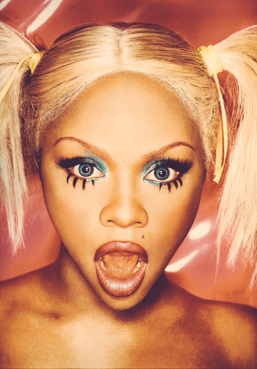 QueenBeeNotBey tweet picture