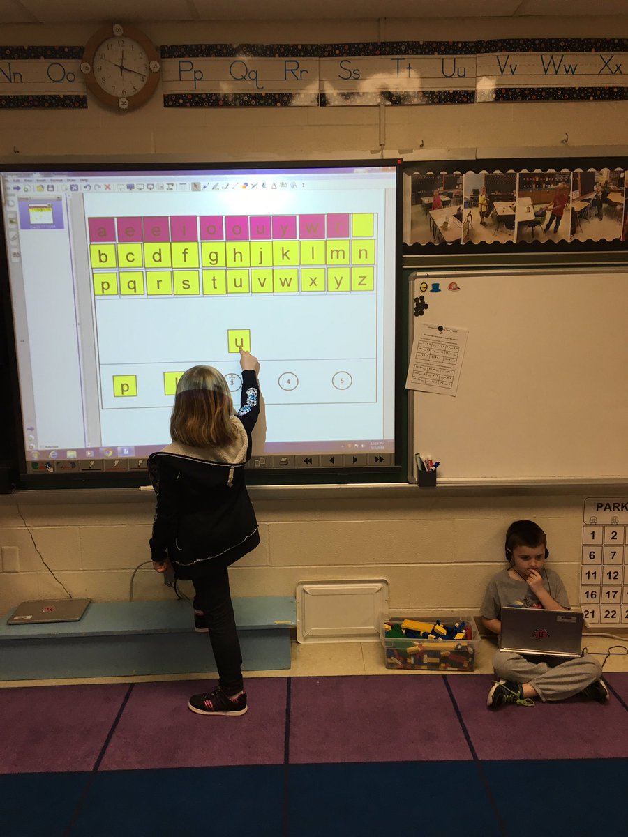 CBennettFirst's tweet image. Students are practicing spelling words with spelling patterns during center time. #rpbyod