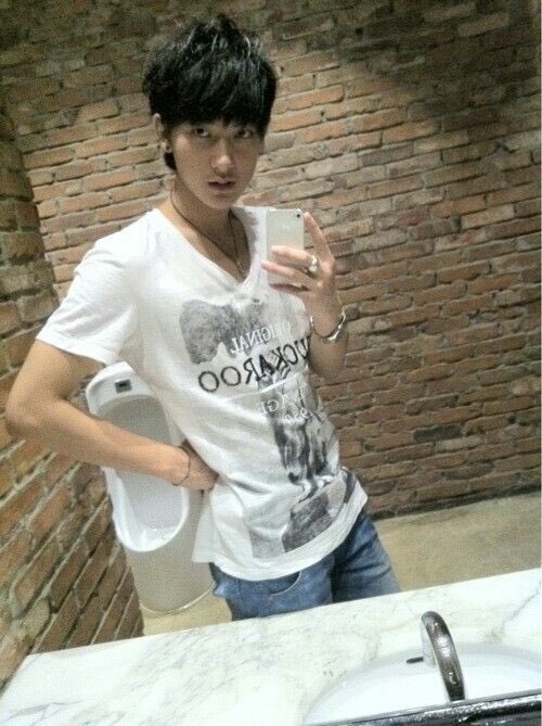 Happy birthday to Tao! 23 years of absolute greatness. #HappyZTaoDay