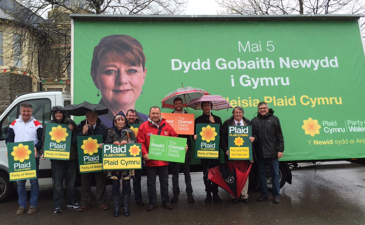 <a href="/Lindsay_Whittle/">Lindsay Whittle</a> and supporters braving the rain in Caerphilly 2day Vote 4 a better Caerphilly &amp; Wales