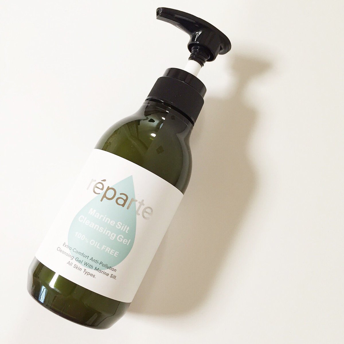 M1r0r1 Auf Twitter レパルテ クレンジングジェル ポンプ式で 使いやすい ジェルというより とろみのある液体で肌に馴染みやすい クチャ 泥 やこんにゃくスクラブで毛穴の汚れを取り除いてくれます 鼻のザラつきが気になっていたのが改善してきました