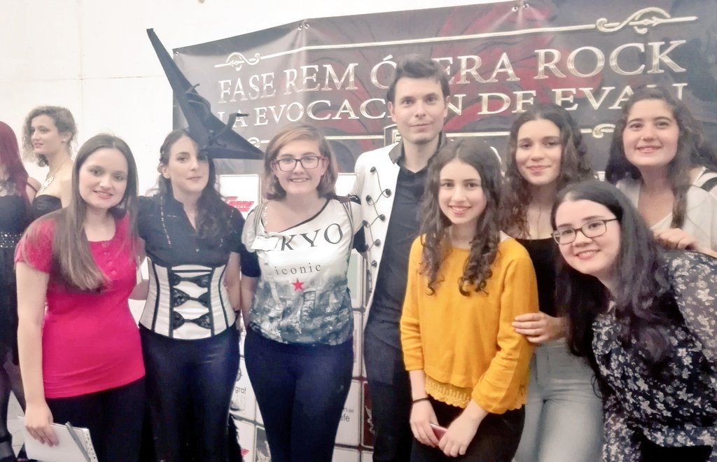 rociogaguilera's tweet photo. Gracias, ¡hasta la próxima!🎶❤

@FASEREMmusic @Wiskrisdom @AndreaRod03 https://t.co/Jg1fDwYrol