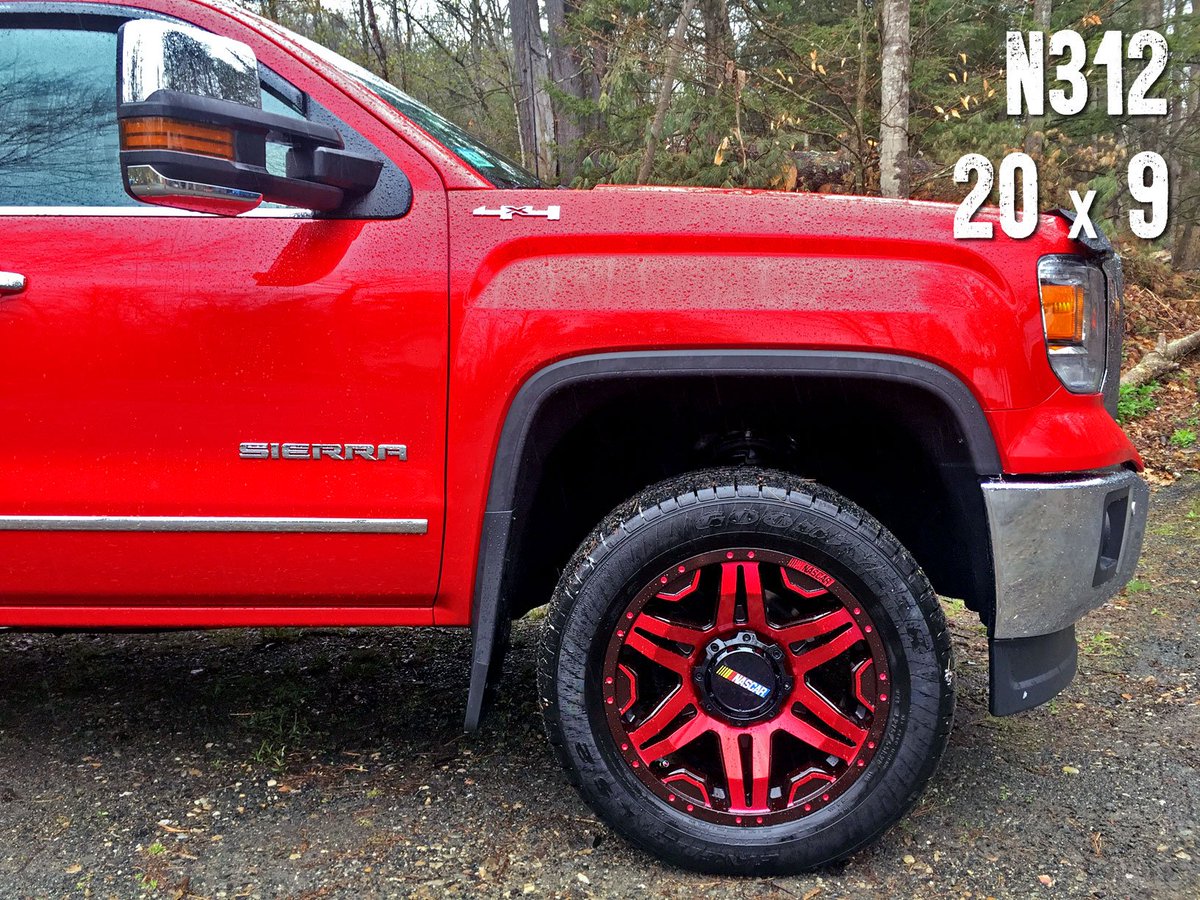 SBWHEELMFG's tweet image. N312 Wheel on @84GMCaleb 2015 Sierra!
