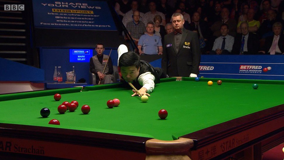 Livesnooker's tweet image. LATEST:
Good start from Ding!
'The Chinese Dragon' comes roaring out the blocks with 89 to cut the deficit to 10-8.