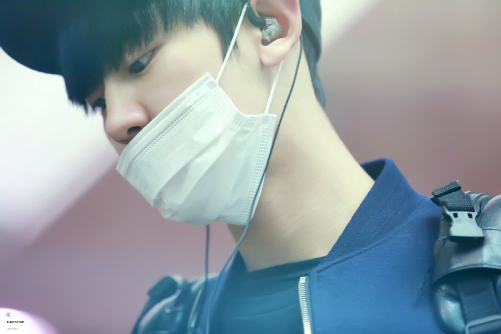 knockknock0408's tweet photo. [HQ] 160408 CHANYEOL cr.ALBICOCCHE
https://t.co/LGSeMSsfFT
https://t.co/HgJUstdbZ2 https://t.co/b503eRK2xu