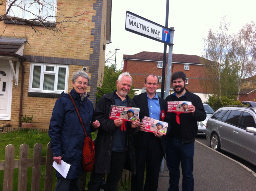 Cllr Martin Whelton (@martinwhelton) on Twitter photo Good morning of #labourdoorstep with Isleworth #TeamKhan with many voting for <a href="/SadiqKhan/">Sadiq Khan</a> and Labour on Thursday. Good morning of #labourdoorstep with Isleworth #TeamKhan with many voting for <a href="/SadiqKhan/">Sadiq Khan</a> and Labour on Thursday.
