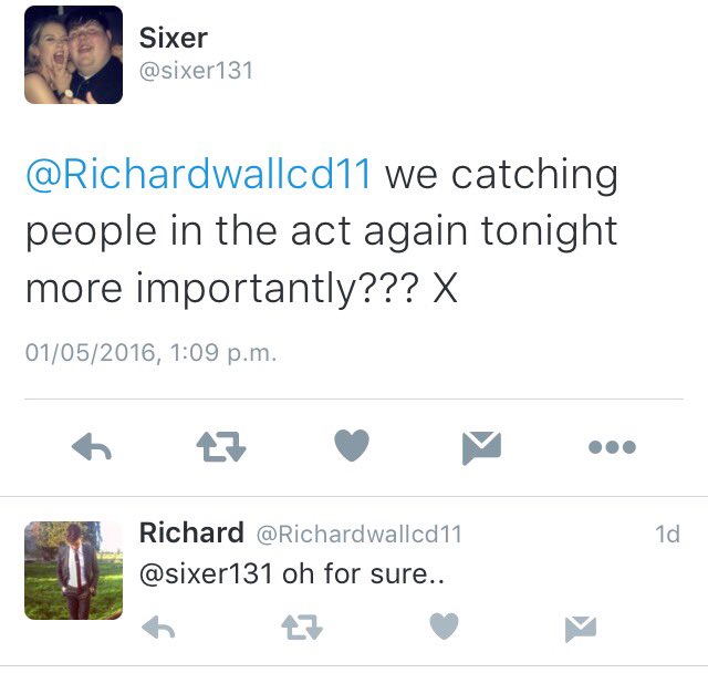 LorcoKelly98's tweet photo. Classic Sixer Shinanigans 😂😂😂😂😂 #CaughtOutHimself https://t.co/V5GB1LwPDZ