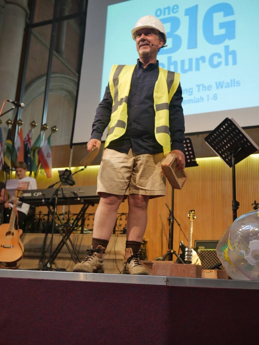 1BigChurch's tweet photo. At this month’s service we were joined by Billy The Builder as we looked at the story of Nehemiah! https://t.co/uusiegKEWt