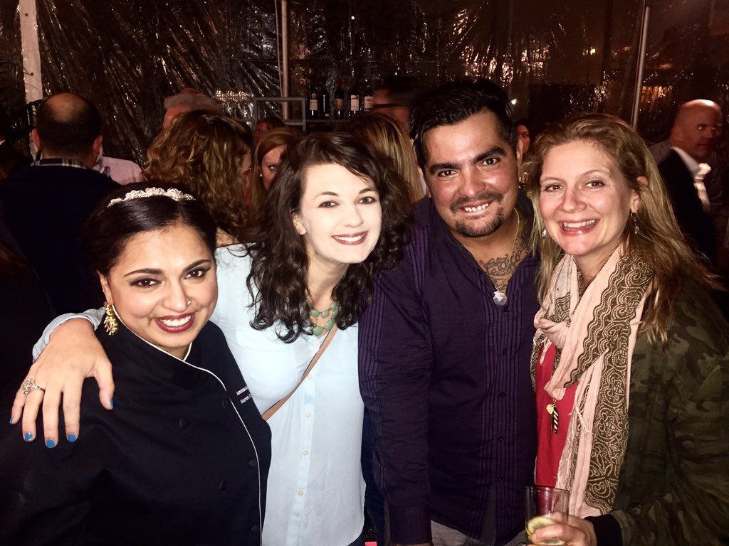 StephForrer's tweet photo. No big deal - just hanging out w/ @Chef_Aaron, @amandafreitag &amp; @ManeetChauhan of @FoodNetwork last night! #Chopped https://t.co/SK13ubwrJK