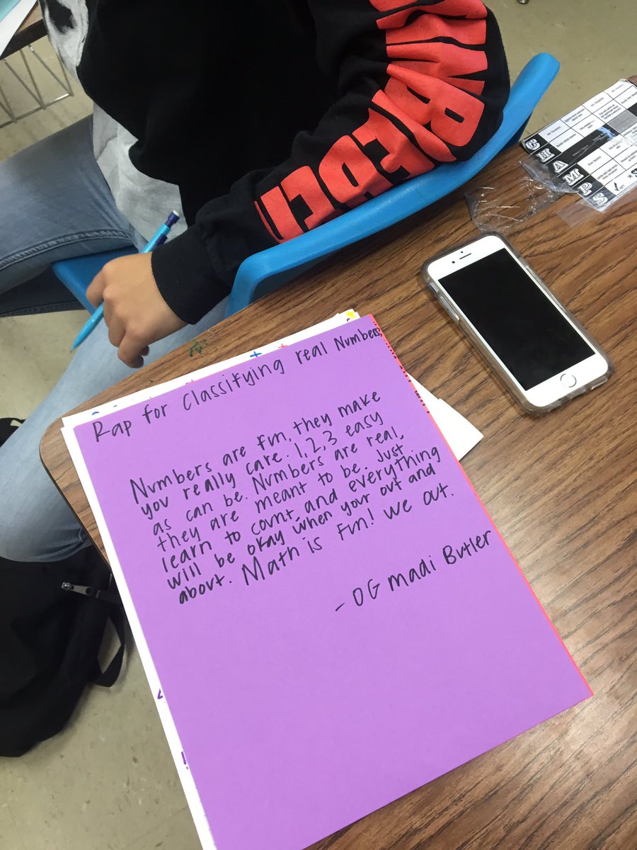 CodyMize1's tweet photo. #mooremath @HaysCISD #haysenage Ss using Math choice boards!! Differentiating SMOORE math!! @luciomath https://t.co/KkFvt8Q308