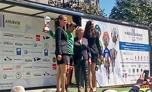 llasanbe's tweet photo. #LaVueltina @VueltaAsturias @Israelnuno  y @dieguetemilan de @IntejaMmr  en Pódium!!👏👏👏 Felicidades!! https://t.co/VLW7UQYXyu