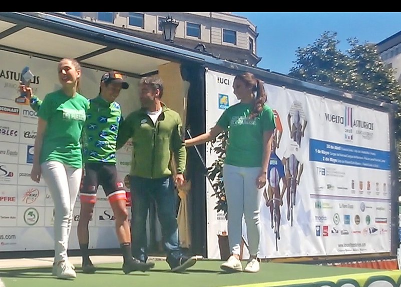 llasanbe's tweet photo. #LaVueltina @VueltaAsturias @Israelnuno  y @dieguetemilan de @IntejaMmr  en Pódium!!👏👏👏 Felicidades!! https://t.co/VLW7UQYXyu