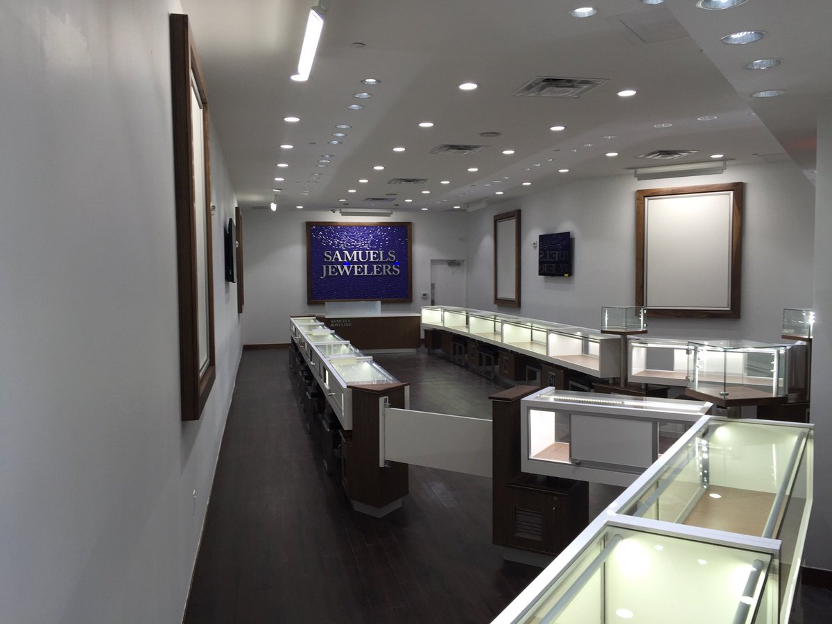 Another beautiful job completed by Caliber 1 Construction! #caliber1 #construction #SamuelsJewelers