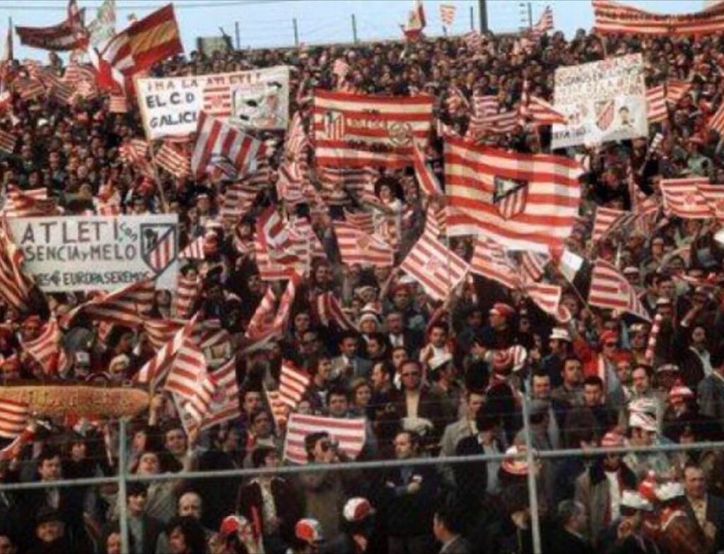 FA82Oficial's tweet photo. Por todos ellos, mañana ¡¡fuerte la voz!! , se lo debemos #PorNuestrosMayores https://t.co/W8ETvhoErn