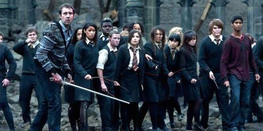 GodricsH's tweet photo. Hoje completam-se 18 anos desde que aconteceu a batalha de Hogwarts! #18YearsBattleOfHogwarts https://t.co/d0JN5ydZ4W