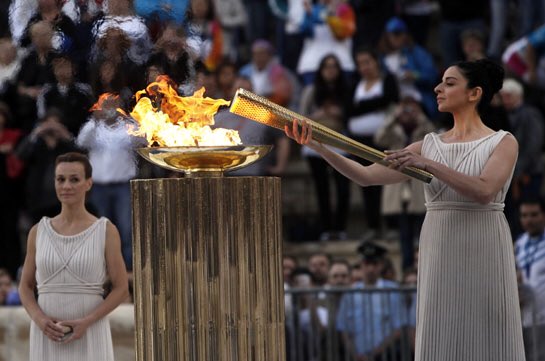 SHHSHuskyPride's tweet image. Let the Games begin. #MayWeek2016