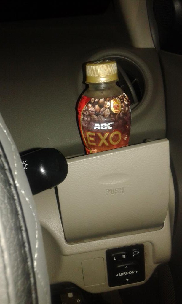 ZivaMoryzio's tweet photo. @kopimantapABC chocomalt coffee&amp; milk coffee.Pusing,ngantuk pulang kerja+ macet,lalu minum #ABCEXOcoffee ,WOW SEGER! https://t.co/Pd77JSOI2l