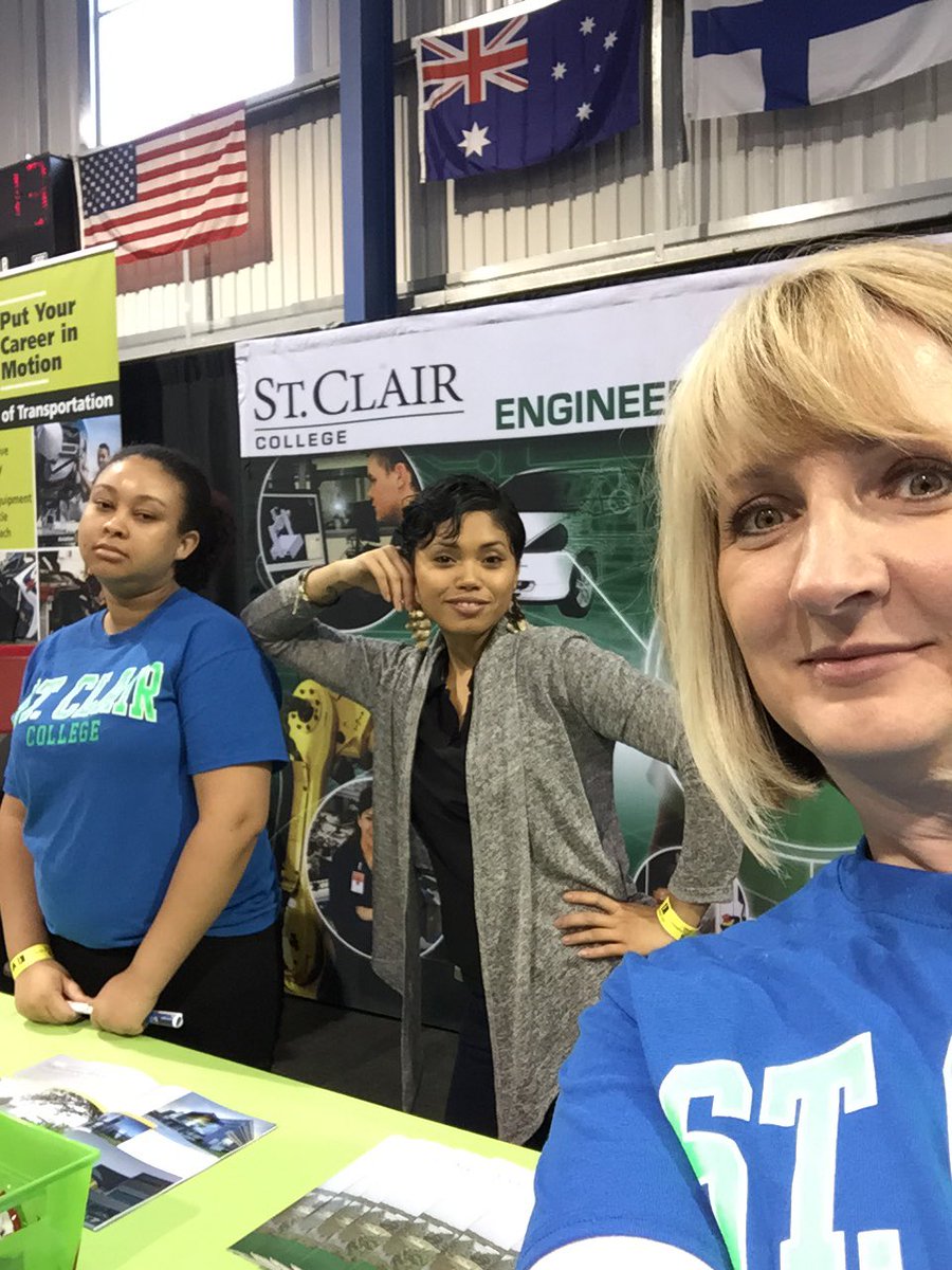 StClairVisitsU's tweet photo. Come to Ice Pad 4 and find us! Free candy if you can make Ramona #smile @skillsontario #StClairCES2016 😃😂😁 https://t.co/ETUaGtBPyN