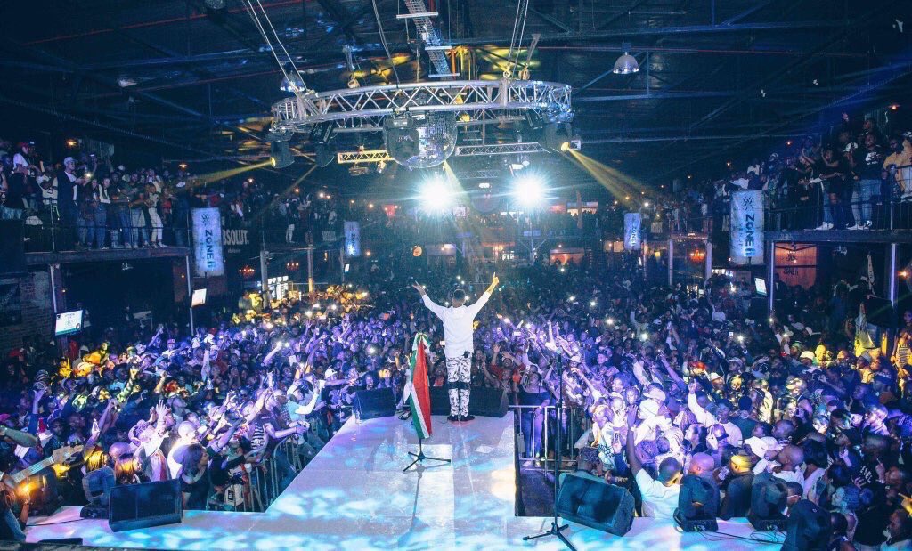 Congratulations to <a href="/akaworldwide/">AKA</a> on the incredible #SuperMegaShow launch, last night! #3RDWORLDBOSS 🎯🎉💯