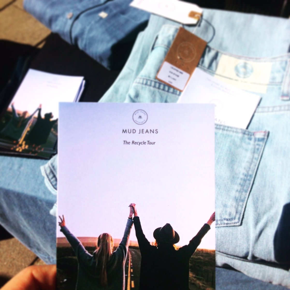 Helene_STO's tweet photo. Bon voyage @mudjeansNL! Enjoy your #recycletour and make #circularfashion! https://t.co/g5sOeSltyg