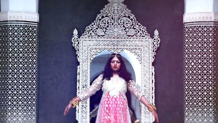 KALIARULAR_EROS's tweet photo. I'm Here To Set You Free.. #WOMAN 2016 #KaliArulpragasam #Art #Sculpture #WearableArt #MKB6 #MB6 #SELMANMARRAKECH https://t.co/IYR54J8Oeg