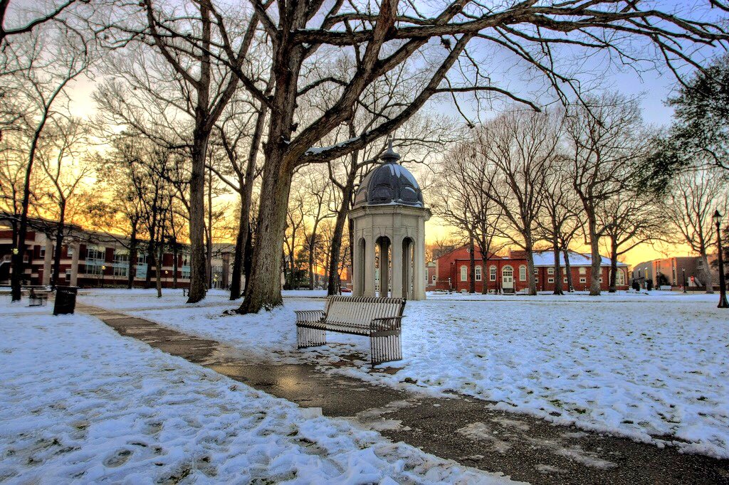 collegecampushd's tweet photo. East Carolina University #Pirates https://t.co/P4AJ1OM8G2
