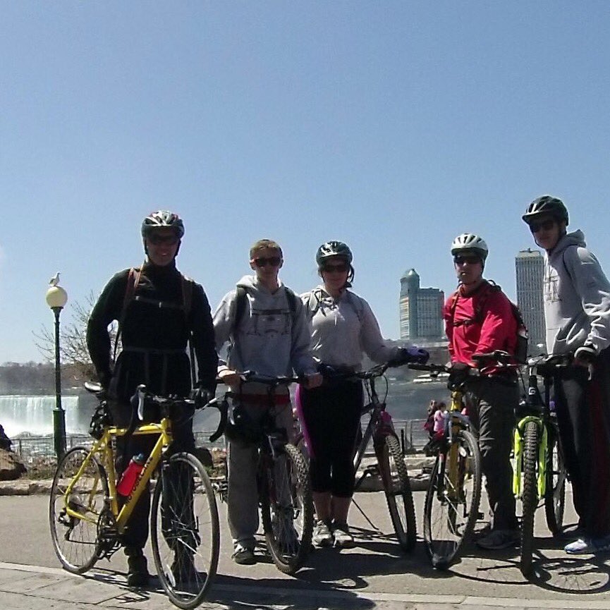 Crew286's tweet image. To Niagara Falls and Beyond!🚀