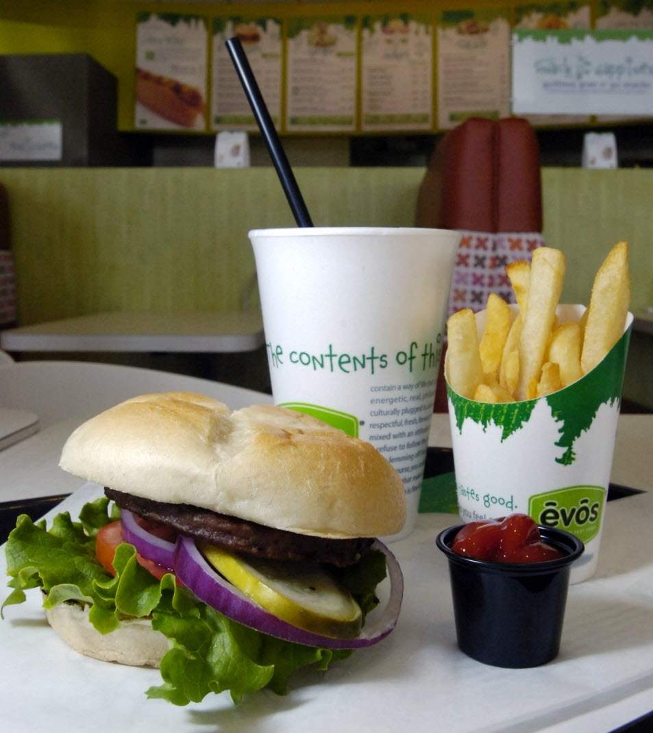 TBOFreeandCheap's tweet photo. Evos celebrates teachers, nurses with BOGO meals  https://t.co/zphsRTslRu https://t.co/Ri4h7XIuDp