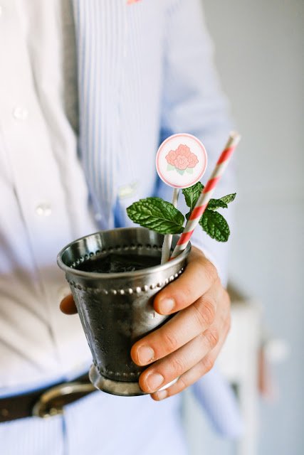 SequinNotebook's tweet photo. Who's ready for a julep?
https://t.co/lxaaC0T8r3
#LifesBetterTogether, #Evite #MeetMeAtTheDerby, #VVDERBY16 https://t.co/9e0eVQgkSf