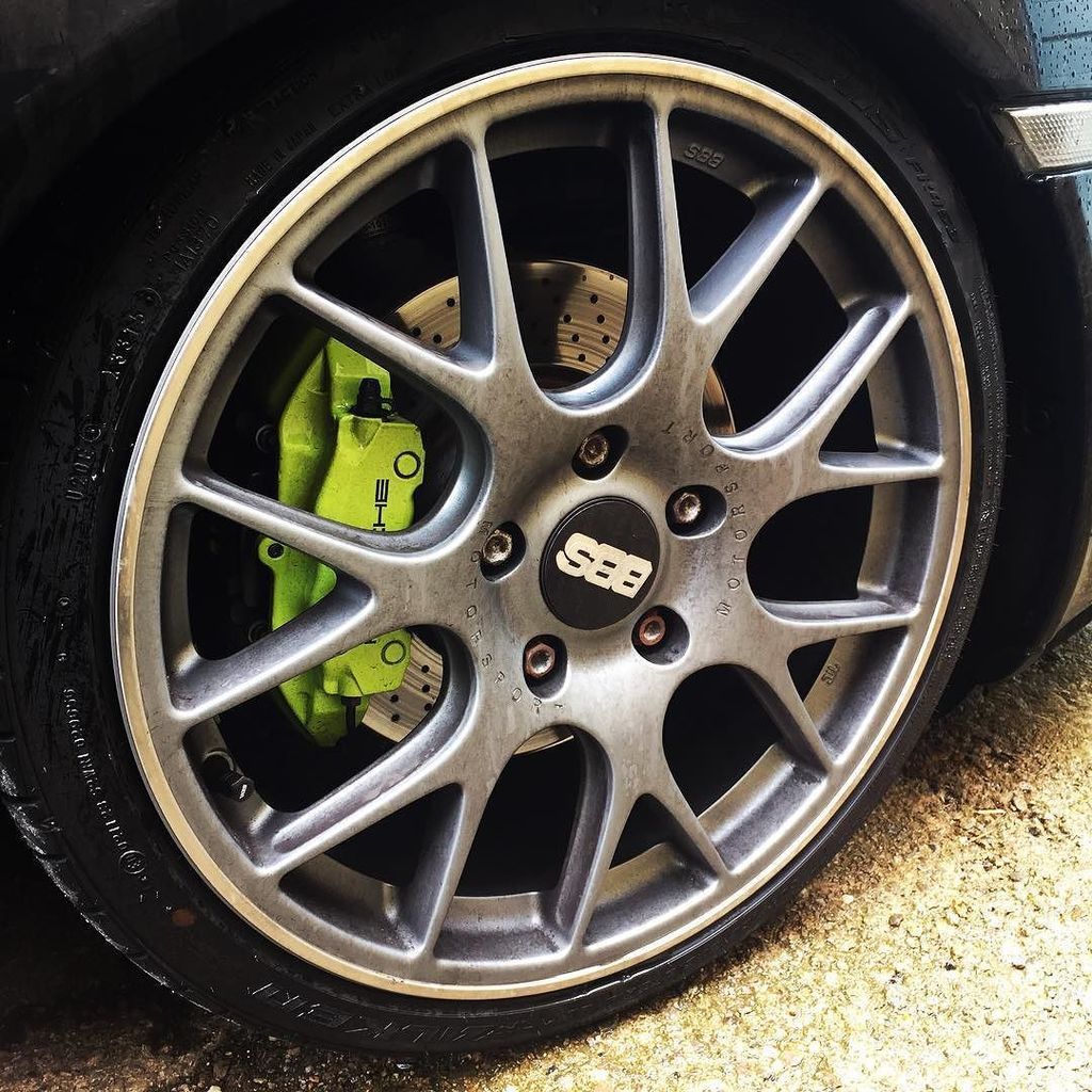 OnlyCarrera's tweet photo. Needs a wash, and stud conversion.
.
.
#Porsche #Porsche911 #Porsche996 #Porsche996C2 #911 #996 #996C2 #BBSWheels #… https://t.co/q2SOCb6oqH